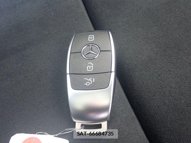 Mercedes Benz A-CLASS 2025-06 8743757-29