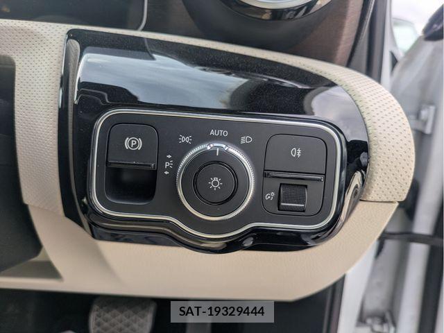 Mercedes Benz A-CLASS 2020-03 8780971-16