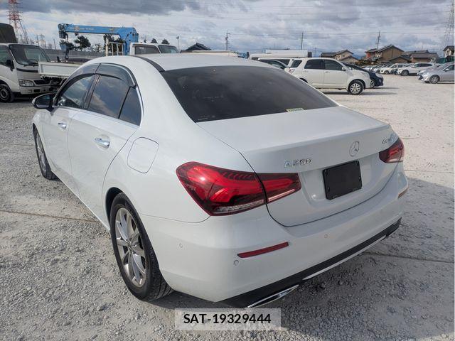 Mercedes Benz A-CLASS 2020-03 8780971-5