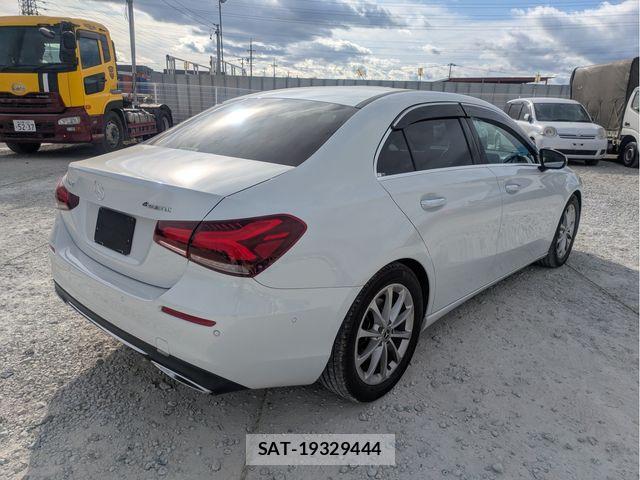 Mercedes Benz A-CLASS 2020-03 8780971-7