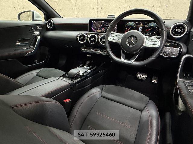 Mercedes Benz A-CLASS 2019-09 8830206-12