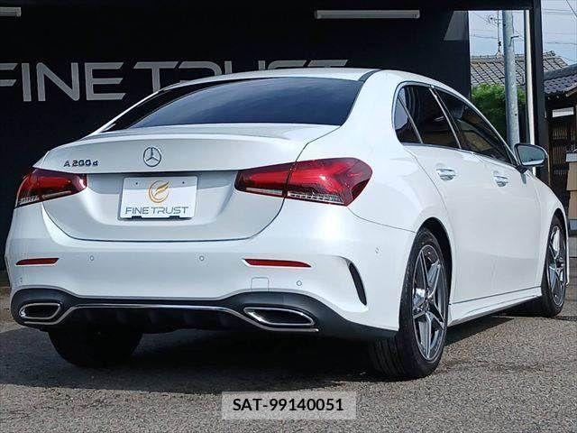 Mercedes Benz A-CLASS 2021-06 8880686-16