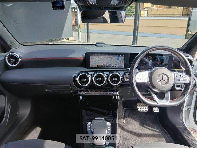 Mercedes Benz A-CLASS 2021-06 8880686-2