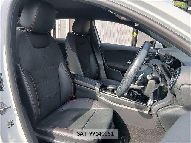 Mercedes Benz A-CLASS 2021-06 8880686-6