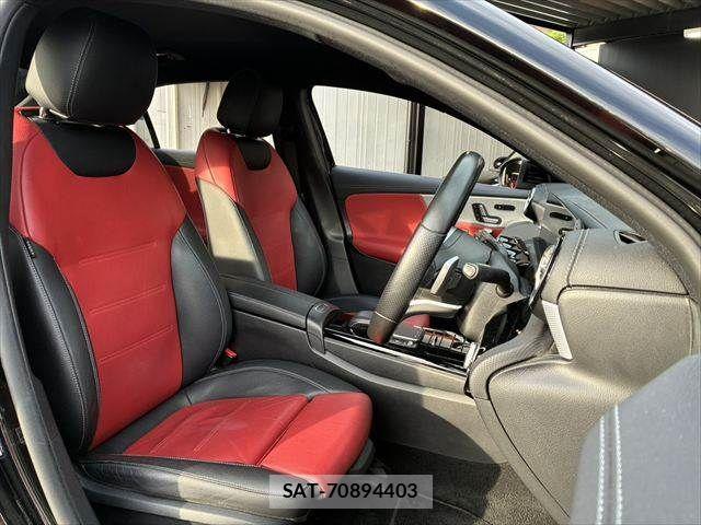 Mercedes Benz A-CLASS 2020-11 8880687-6