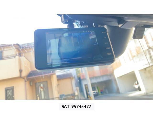 Mercedes Benz B-CLASS 2009-12 2447405-24