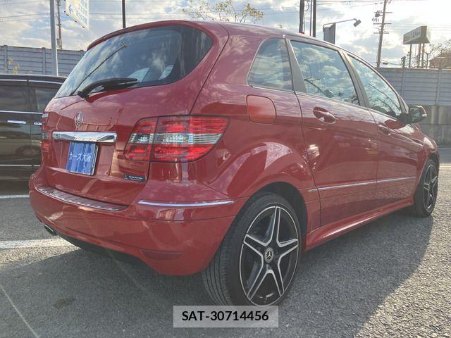 Mercedes Benz B-CLASS 2011-11 2669730-3