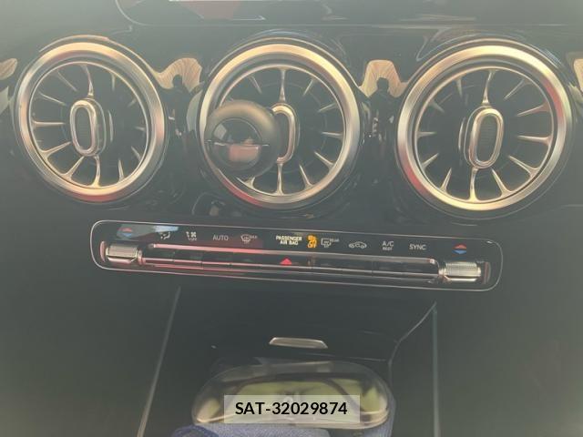 Mercedes Benz B-CLASS 2019-08 2669707-23