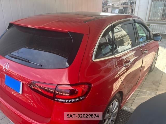 Mercedes Benz B-CLASS 2019-08 2669707-3