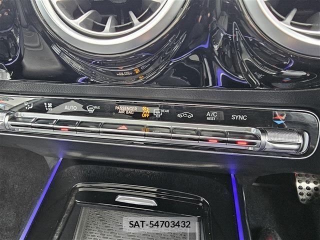 Mercedes Benz B-CLASS 2019-07 3771811-18