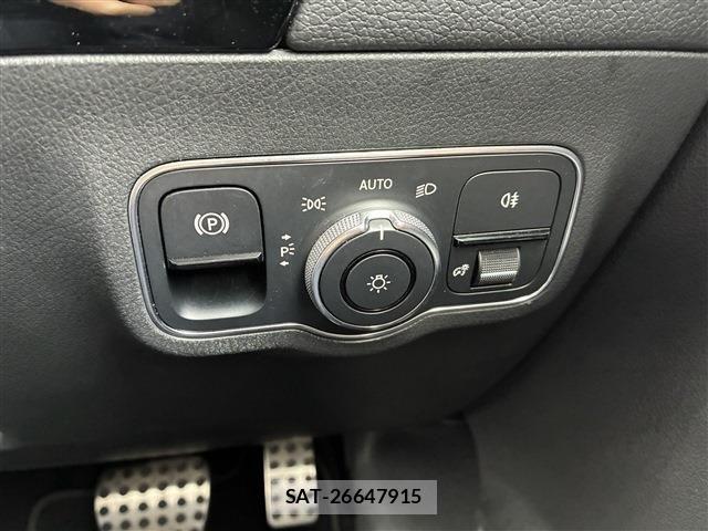 Mercedes Benz B-CLASS 2019-07 3771812-23