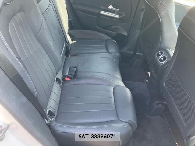 Mercedes Benz B-CLASS 2019-07 4110391-12