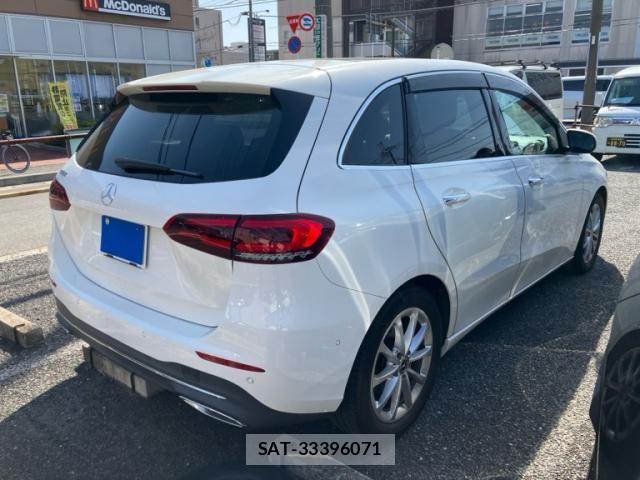 Mercedes Benz B-CLASS 2019-07 4110391-3