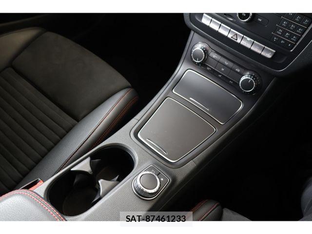 Mercedes Benz B-CLASS 2017-03 4326705-16