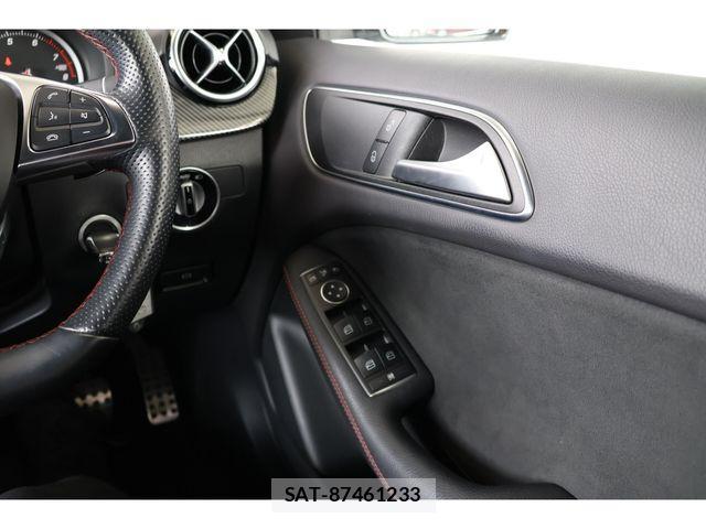Mercedes Benz B-CLASS 2017-03 4326705-17
