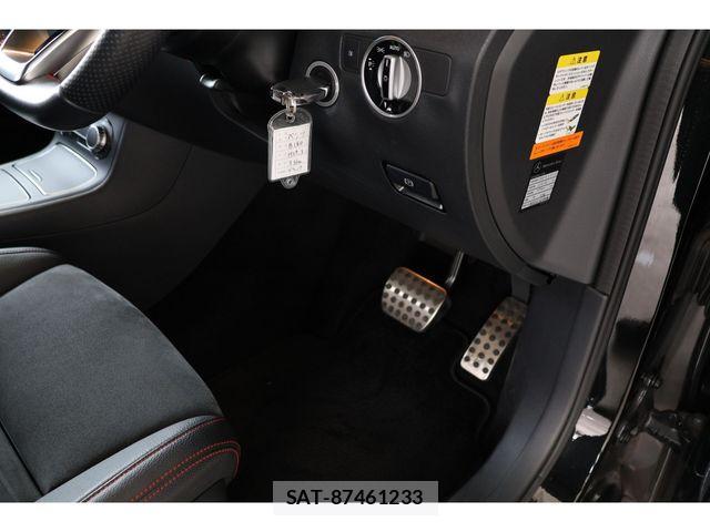 Mercedes Benz B-CLASS 2017-03 4326705-23