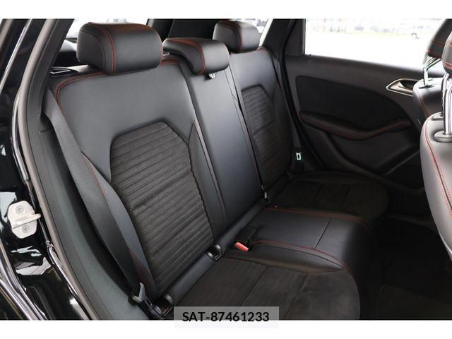 Mercedes Benz B-CLASS 2017-03 4326705-24