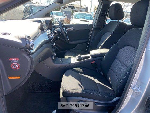 Mercedes Benz B-CLASS 2013-09 4326709-12