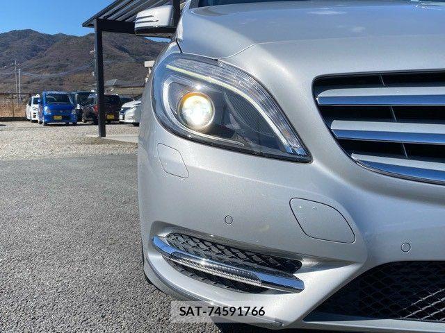 Mercedes Benz B-CLASS 2013-09 4326709-26
