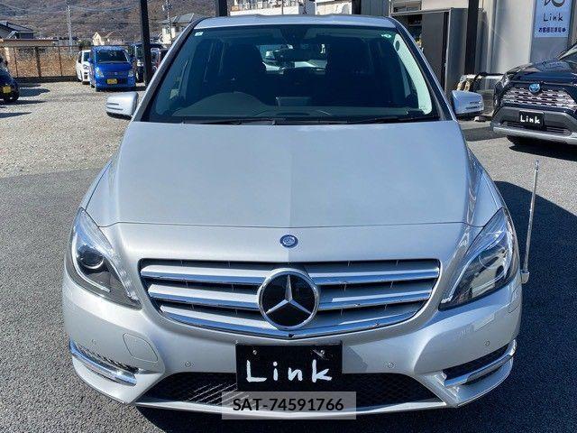 Mercedes Benz B-CLASS 2013-09 4326709-2