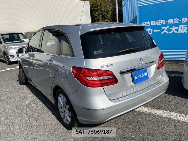 Mercedes Benz B-CLASS 2013-07 5871678-2