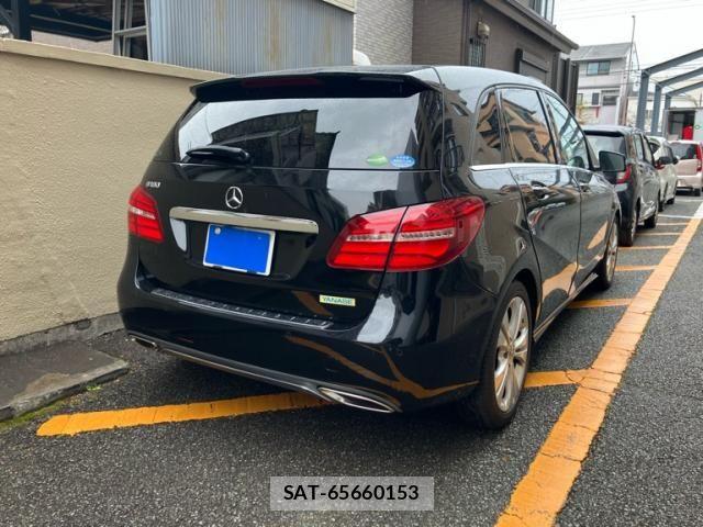Mercedes Benz B-CLASS 2017-10 5871680-1