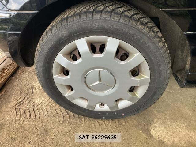 Mercedes Benz B-CLASS 2011-06 6245569-5