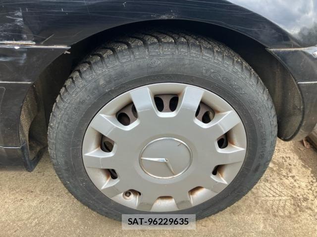 Mercedes Benz B-CLASS 2011-06 6245569-6