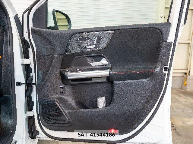 Mercedes Benz B-CLASS 2019-09 6752334-21