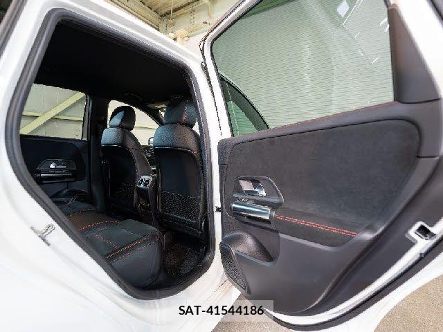 Mercedes Benz B-CLASS 2019-09 6752334-22