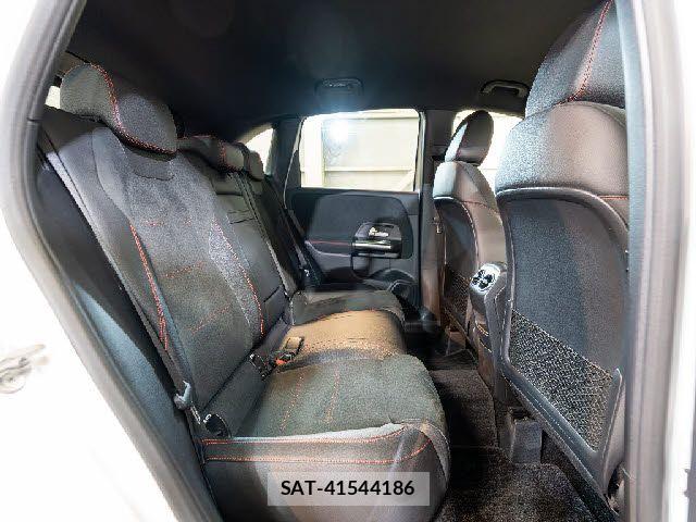 Mercedes Benz B-CLASS 2019-09 6752334-23