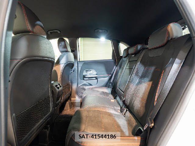 Mercedes Benz B-CLASS 2019-09 6752334-27