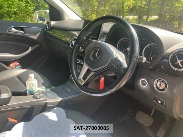 Mercedes Benz B-CLASS 2014-02 6908173-13