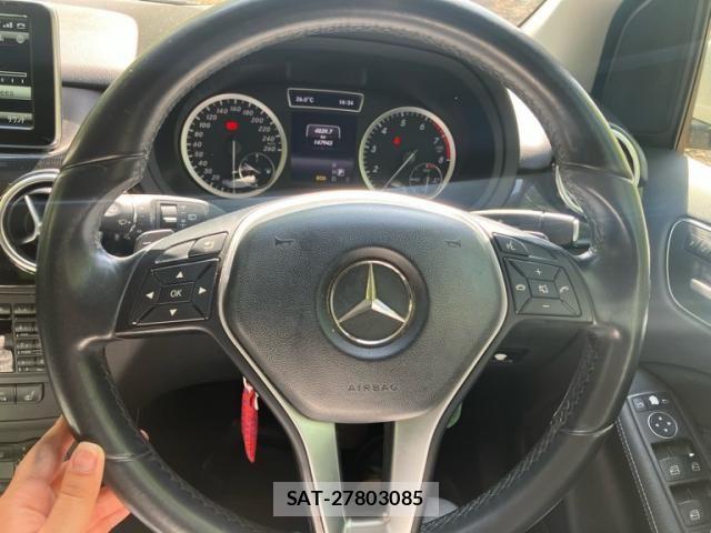 Mercedes Benz B-CLASS 2014-02 6908173-21