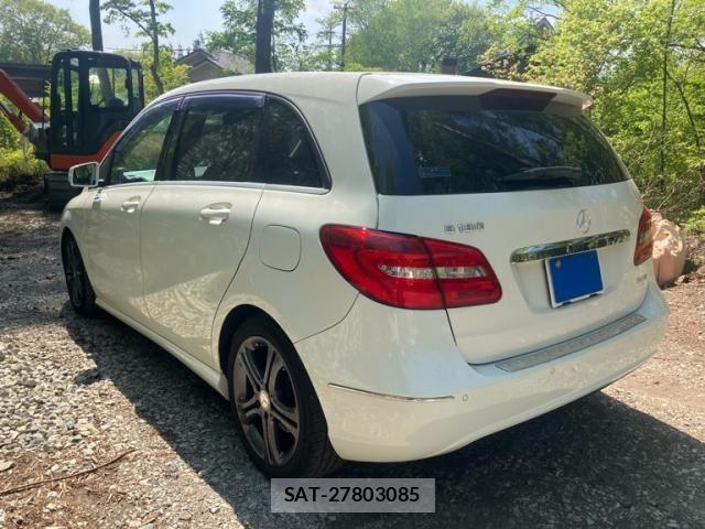 Mercedes Benz B-CLASS 2014-02 6908173-6