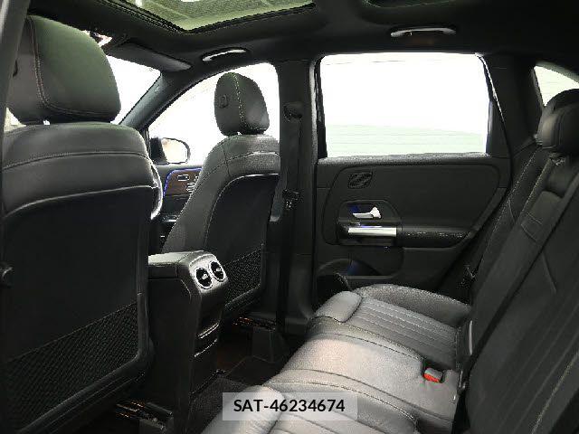 Mercedes Benz B-CLASS 2019-08 7059434-12