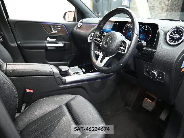 Mercedes Benz B-CLASS 2019-08 7059434-3