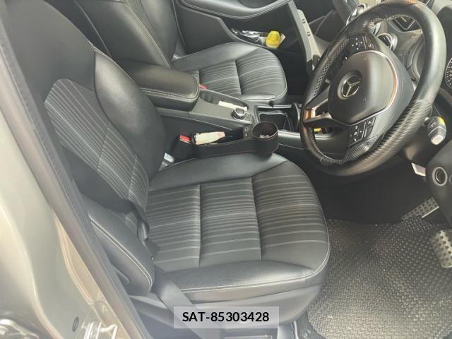 Mercedes Benz B-CLASS 2013-06 7221501-12