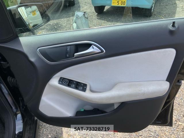 Mercedes Benz B-CLASS 2013-10 7251453-11