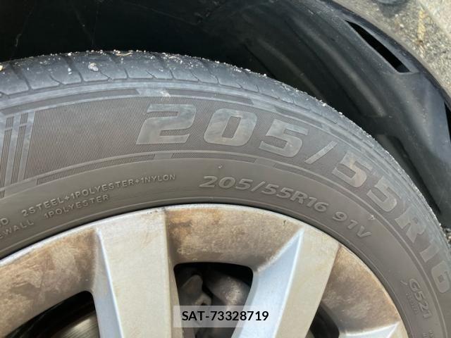 Mercedes Benz B-CLASS 2013-10 7251453-6