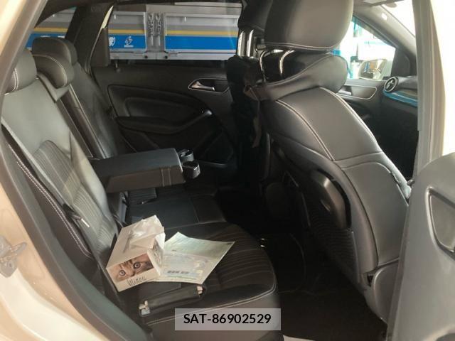 Mercedes Benz B-CLASS 2012-08 7272290-11