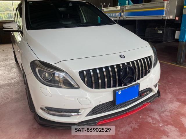 Mercedes Benz B-CLASS 2012-08 7272290-1