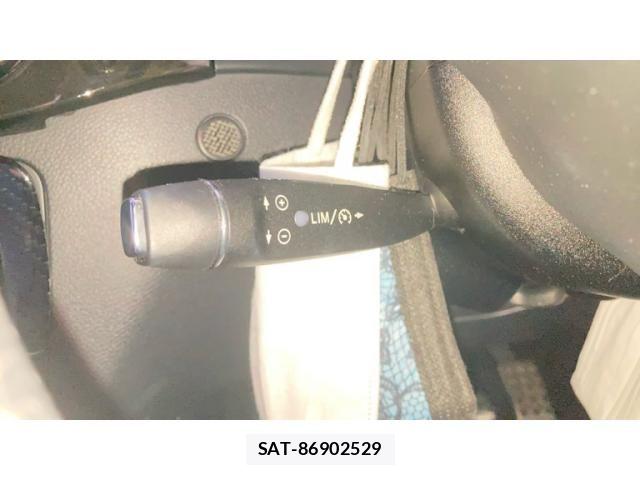 Mercedes Benz B-CLASS 2012-08 7272290-25