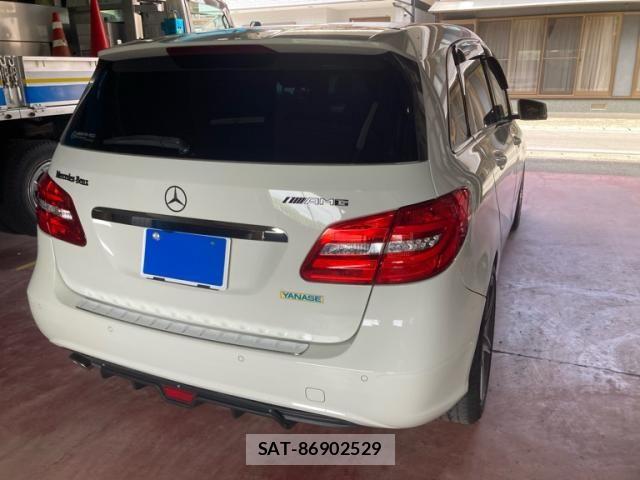 Mercedes Benz B-CLASS 2012-08 7272290-3