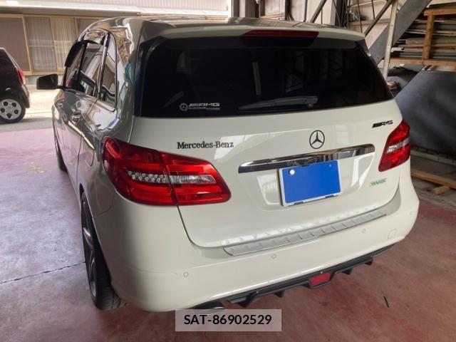 Mercedes Benz B-CLASS 2012-08 7272290-4