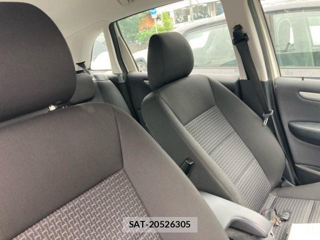 Mercedes Benz B-CLASS 2009-10 7358668-9