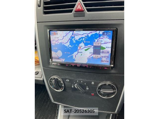 Mercedes Benz B-CLASS 2009-10 7358668-18