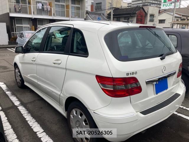 Mercedes Benz B-CLASS 2009-10 7358668-3