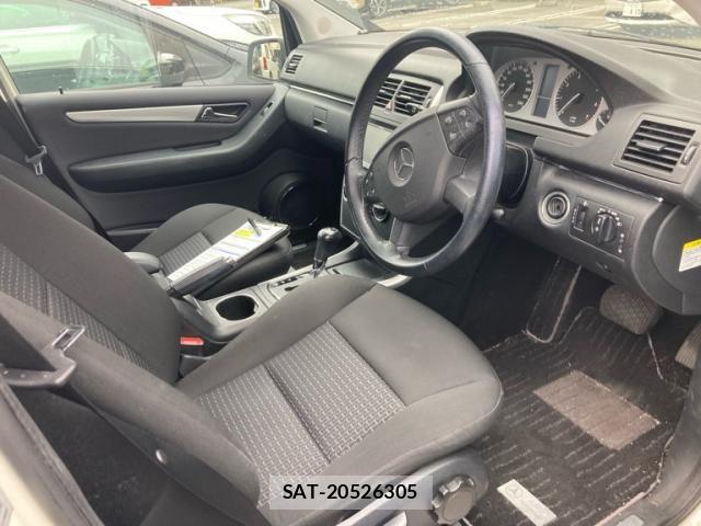 Mercedes Benz B-CLASS 2009-10 7358668-8