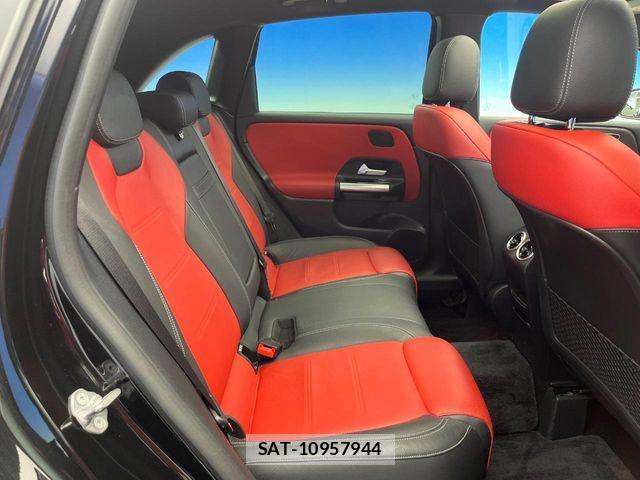 Mercedes Benz B-CLASS 2019-08 7358659-9